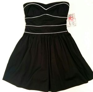 NWT Lucy Love Strapless Mini Dress Black